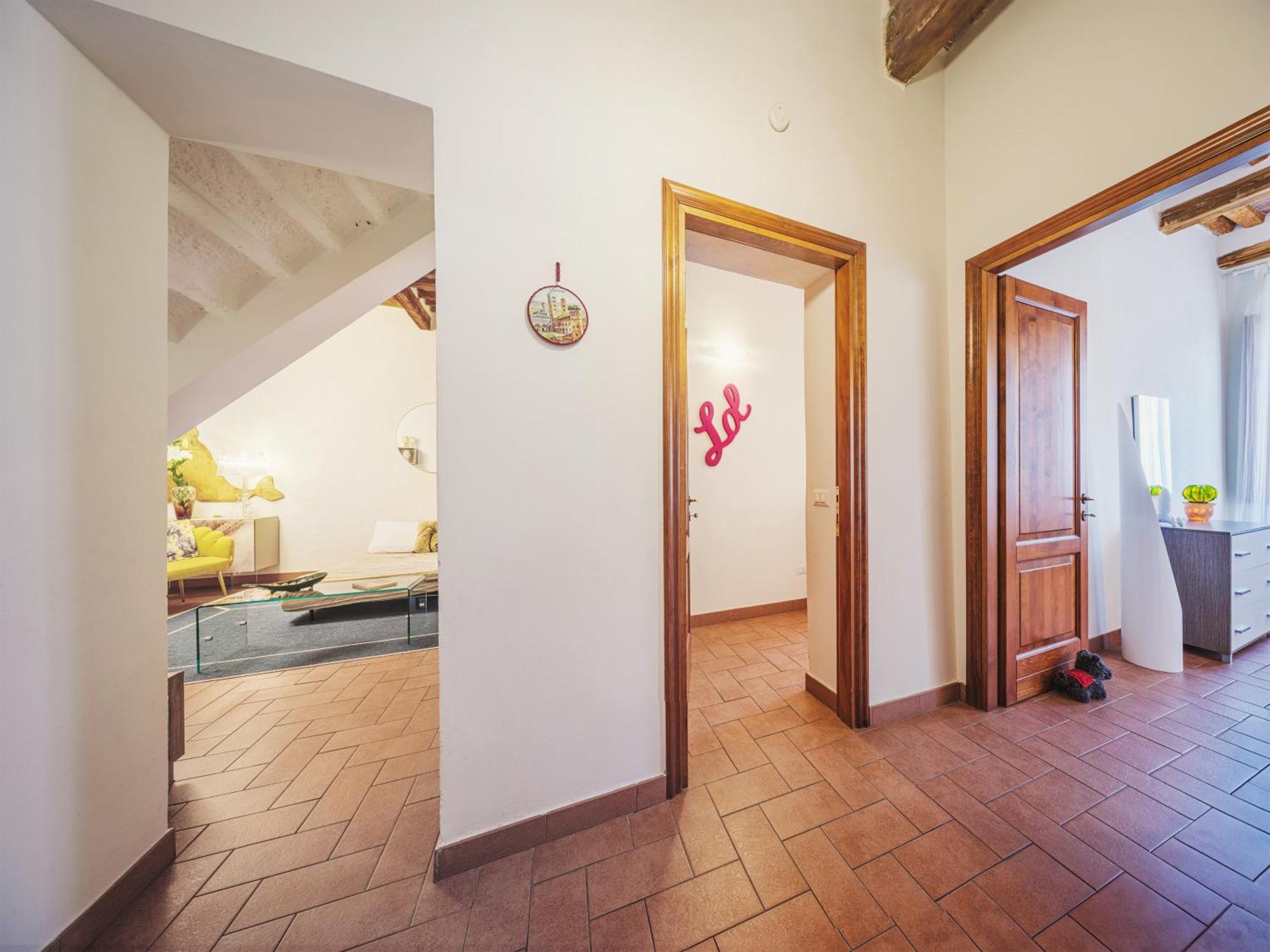 Michael'S Home - Cozy Apartment In The Heart Of Lucca Exteriér fotografie