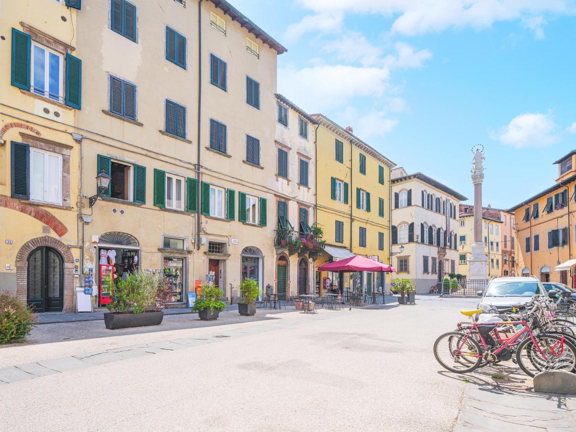 Michael'S Home - Cozy Apartment In The Heart Of Lucca Exteriér fotografie